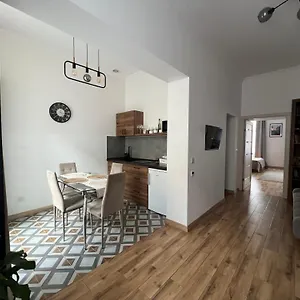Fiesta On Franka 2br-6p Апартаменты